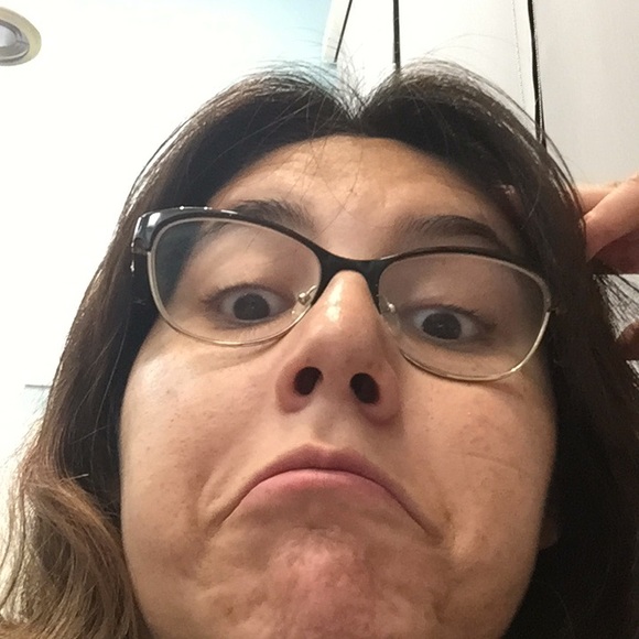 Meet your Posher, Lily - Picture 1 of 1